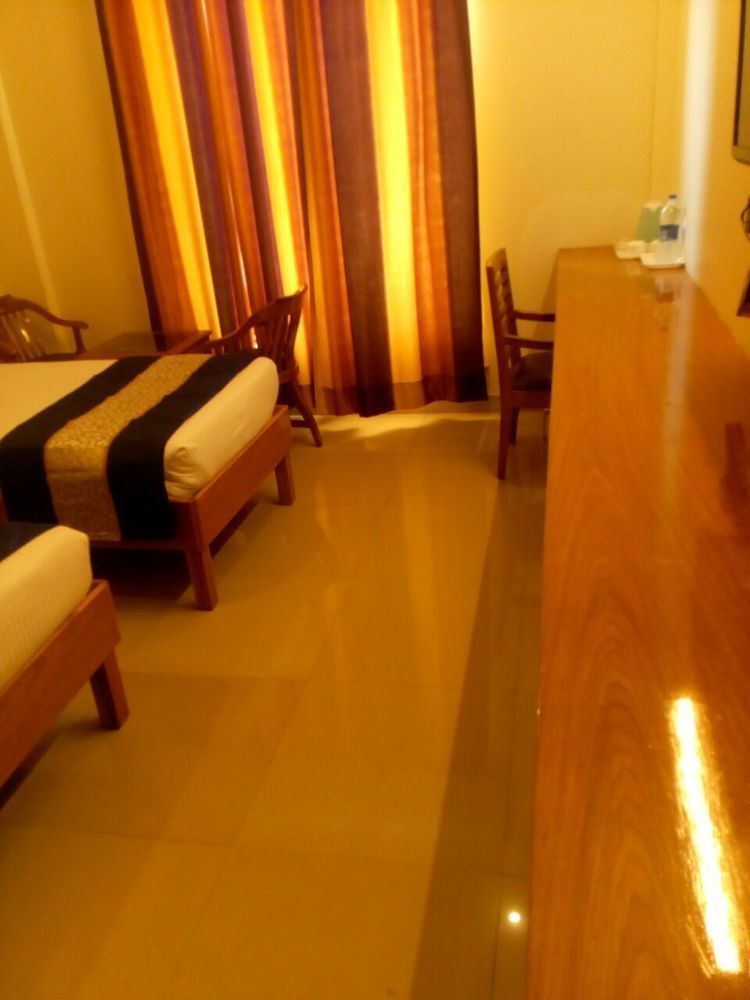 Red Carpet Hotels Noida Exterior foto